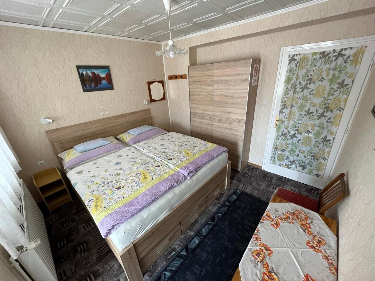 Karolin Apartman Bük Exteriér fotografie